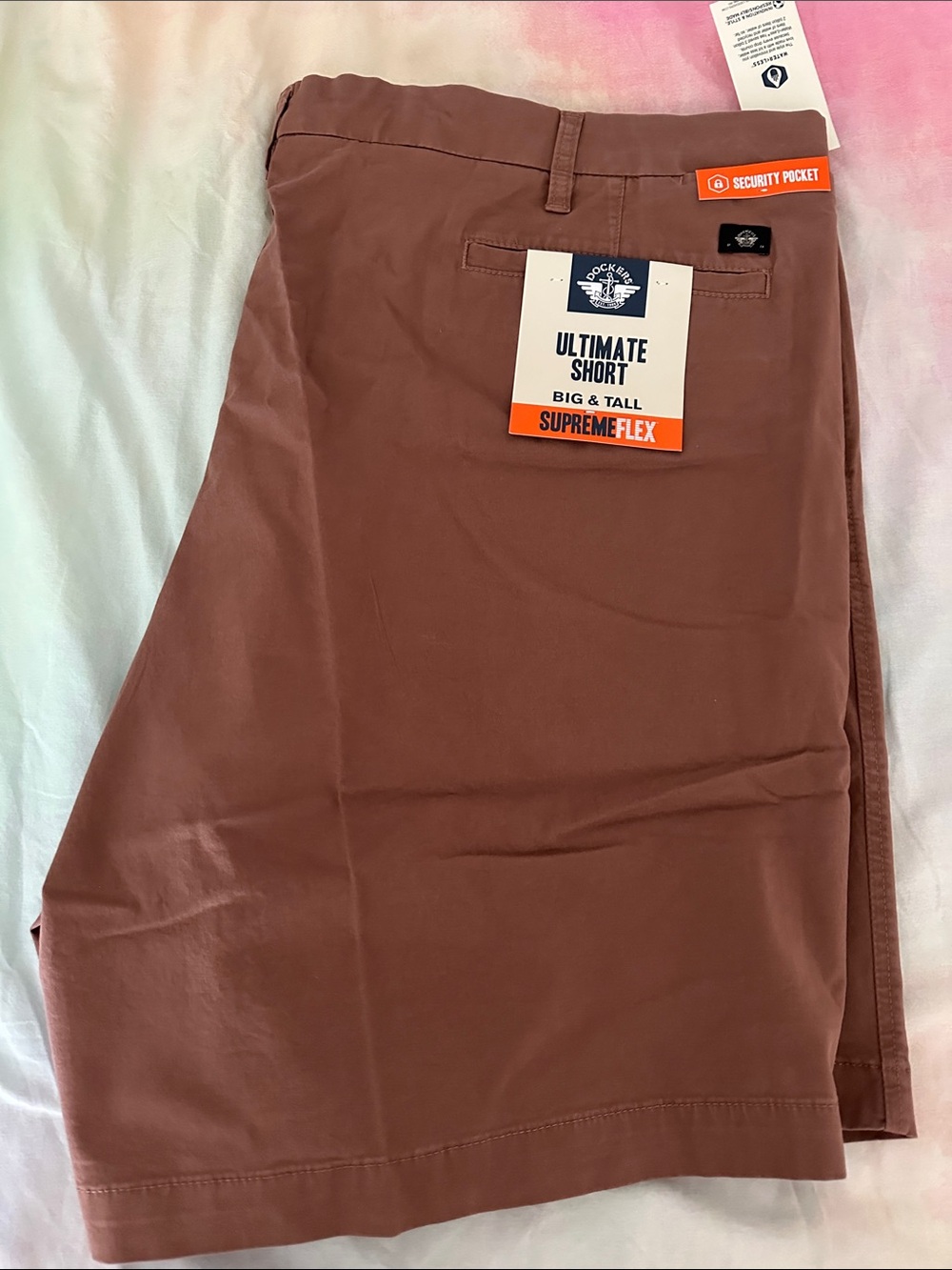 Dockers Men's Ultimate Short in Brown